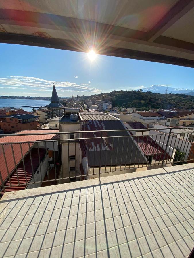 Nick & Santo'S Holiday Homes B&B ジャルディーニ・ナクソス エクステリア 写真